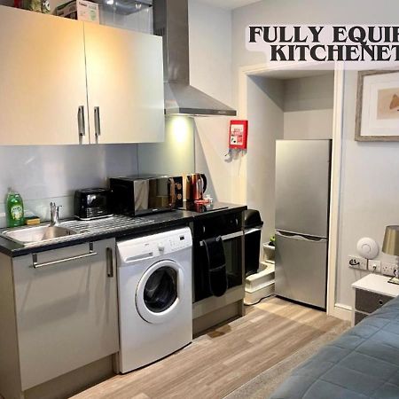 Cute And Cosy Studio In A Fantastic Location! Bishops Stortford Apartment บิชอป สตอร์ทฟอร์ด ภายนอก รูปภาพ